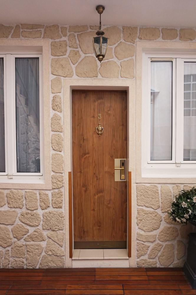 Hotel Istria By Magna Arbor Paris Bagian luar foto