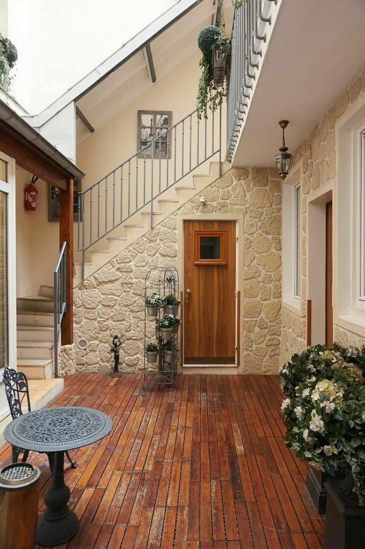 Hotel Istria By Magna Arbor Paris Bagian luar foto